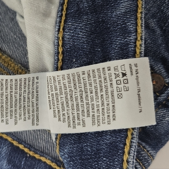 American Eagle Jeans Next level Stretch Distressed Denim High waist shorts 28 - Picture 9 of 12